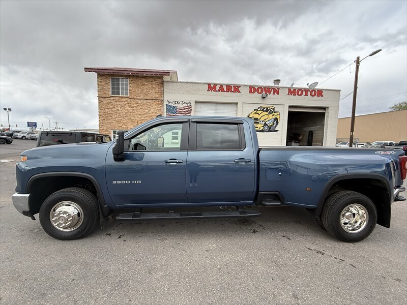 2025 Chevrolet Silverado 3500 LT - Photo 3 - Roosevelt, UT 84066