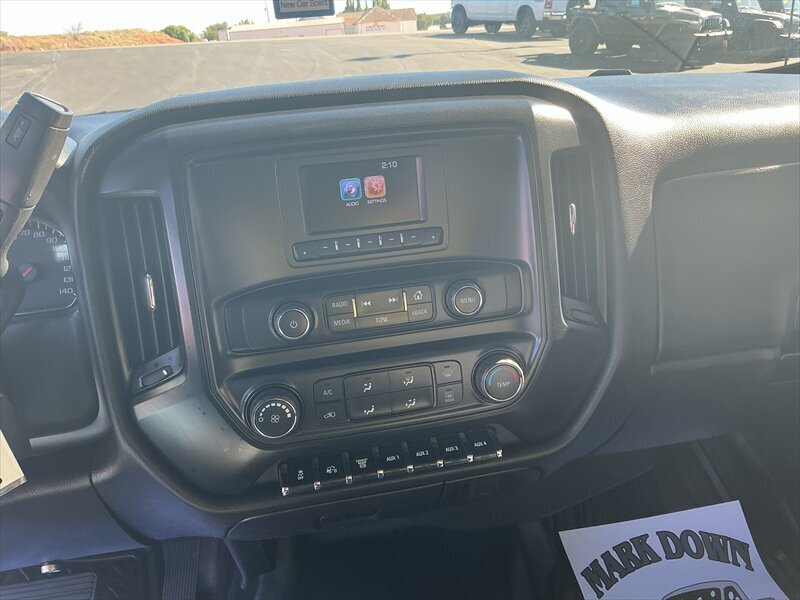 2023 Chevrolet Silverado 4500HD FLAT BED - Photo 8 - Roosevelt, UT 84066