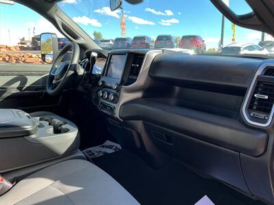 2022 RAM 3500 Big Horn   - Photo 16 - Roosevelt, UT 84066