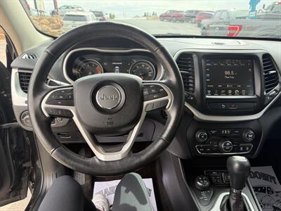 2016 Jeep Cherokee Trailhawk   - Photo 9 - Roosevelt, UT 84066