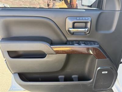 2017 GMC Sierra 1500 SLT   - Photo 7 - Roosevelt, UT 84066