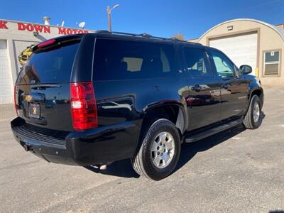 2014 Chevrolet Suburban LT   - Photo 6 - Roosevelt, UT 84066