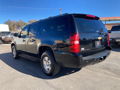 2014 Chevrolet Suburban LT   - Photo 7 - Roosevelt, UT 84066