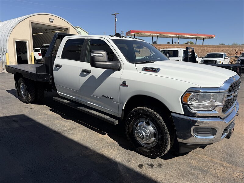 2024 RAM 3500 SLT - Photo 4 - Roosevelt, UT 84066
