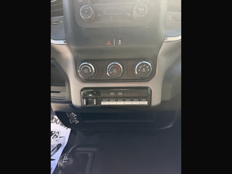 2024 RAM 3500 SLT - Photo 11 - Roosevelt, UT 84066
