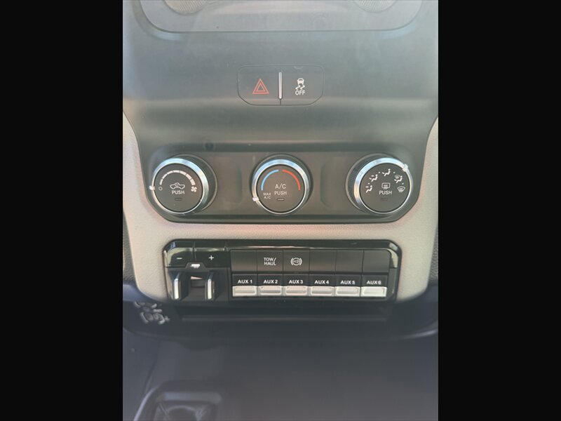 2024 RAM 3500 SLT - Photo 12 - Roosevelt, UT 84066