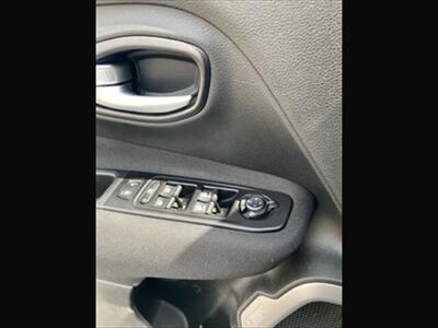 2021 Jeep Renegade 80th Anniversary Edi   - Photo 23 - Roosevelt, UT 84066