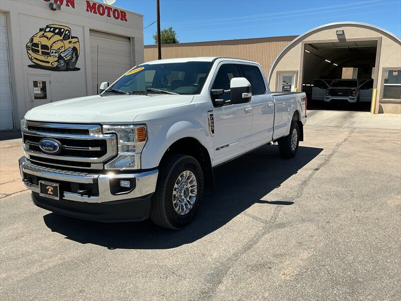 2022 Ford F-250 Lariat   - Photo 1 - Roosevelt, UT 84066