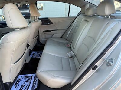 2015 Honda Accord EX-L   - Photo 16 - Roosevelt, UT 84066