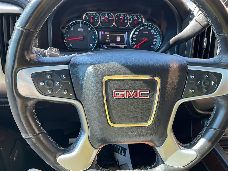 2018 GMC Sierra 1500 SLT - Photo 8 - Roosevelt, UT 84066