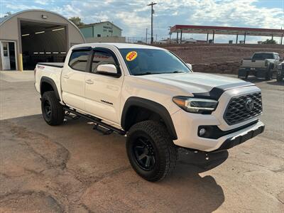 2020 Toyota Tacoma TRD Off-Road   - Photo 2 - Roosevelt, UT 84066