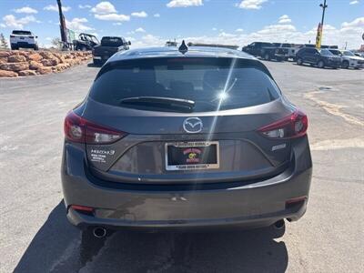 2018 Mazda Mazda3 Touring   - Photo 4 - Roosevelt, UT 84066