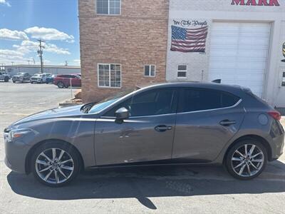 2018 Mazda Mazda3 Touring   - Photo 3 - Roosevelt, UT 84066