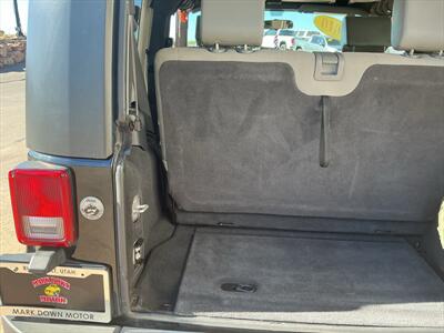 2010 Jeep Wrangler Sahara   - Photo 12 - Roosevelt, UT 84066