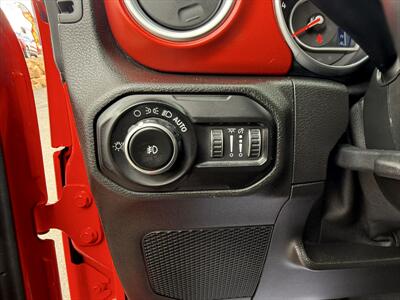 2018 Jeep Wrangler Rubicon   - Photo 7 - Roosevelt, UT 84066