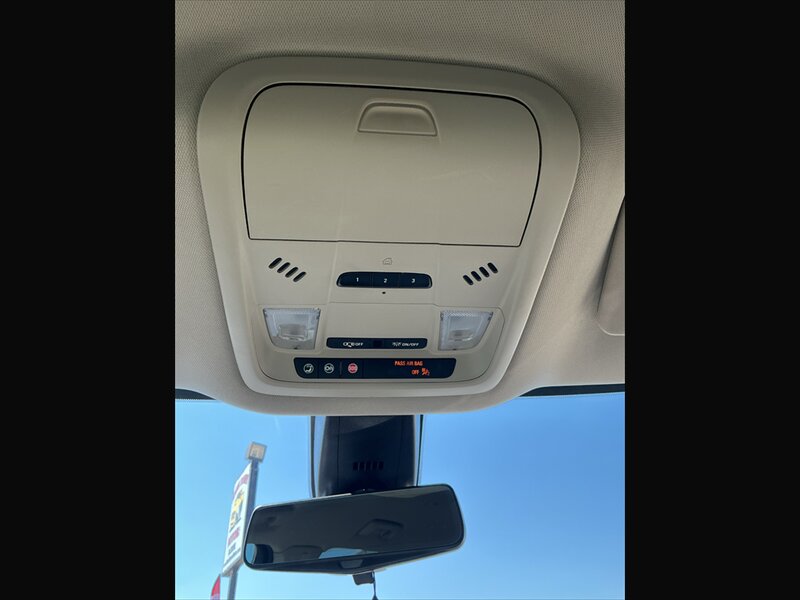 2021 Buick Enclave Premium - Photo 11 - Roosevelt, UT 84066