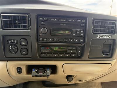 2005 Ford Excursion Limited   - Photo 12 - Roosevelt, UT 84066