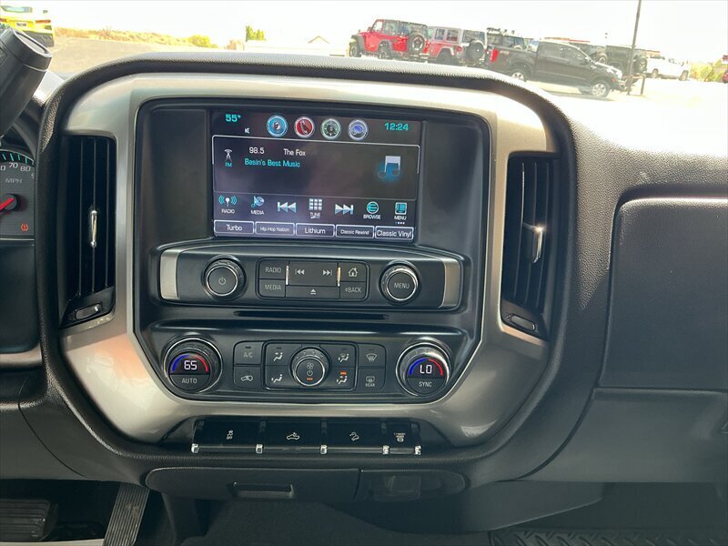 2019 Chevrolet Silverado 2500 LT - Photo 12 - Roosevelt, UT 84066