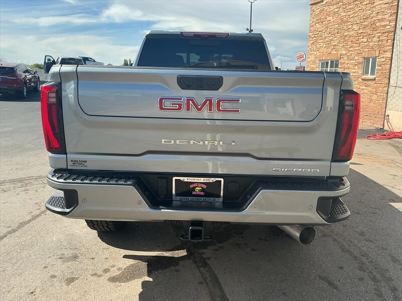 2024 GMC Sierra 3500 Denali - Photo 4 - Roosevelt, UT 84066