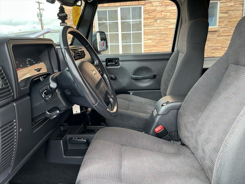 2005 Jeep Wrangler Rubicon - Photo 11 - Roosevelt, UT 84066