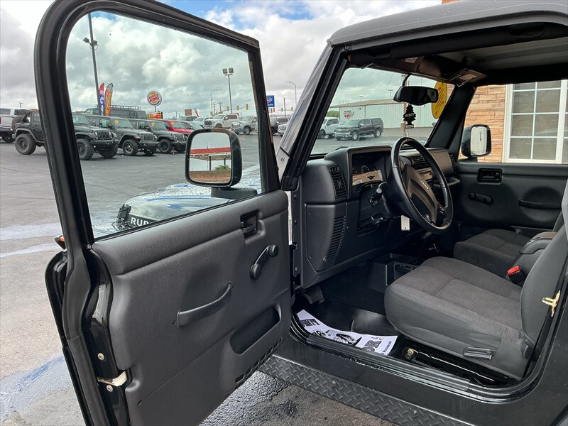 2005 Jeep Wrangler Rubicon - Photo 7 - Roosevelt, UT 84066