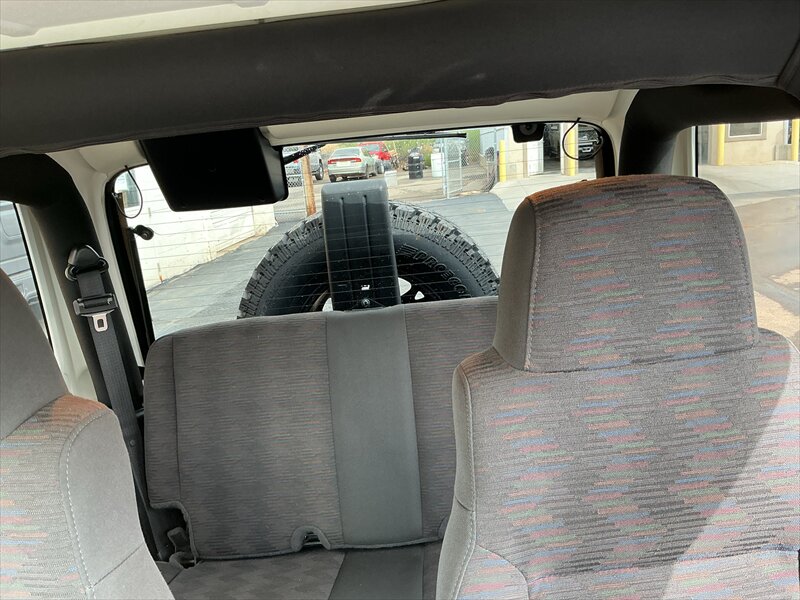 2005 Jeep Wrangler Rubicon - Photo 10 - Roosevelt, UT 84066
