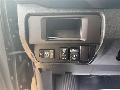 2017 Toyota Tacoma TRD Off-Road   - Photo 8 - Roosevelt, UT 84066