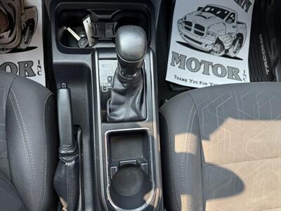 2017 Toyota Tacoma TRD Off-Road   - Photo 18 - Roosevelt, UT 84066