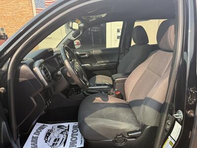 2017 Toyota Tacoma TRD Off-Road   - Photo 7 - Roosevelt, UT 84066