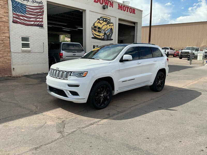 2020 Jeep Grand Cherokee Summit   - Photo 1 - Roosevelt, UT 84066