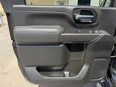 2022 GMC Sierra 3500 AT4   - Photo 17 - Roosevelt, UT 84066