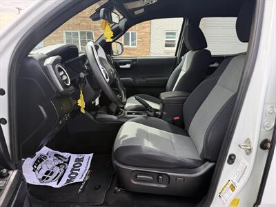 2020 Toyota Tacoma TRD Off-Road   - Photo 7 - Roosevelt, UT 84066