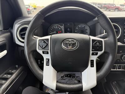 2020 Toyota Tacoma TRD Off-Road   - Photo 10 - Roosevelt, UT 84066