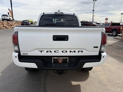 2020 Toyota Tacoma TRD Off-Road   - Photo 4 - Roosevelt, UT 84066