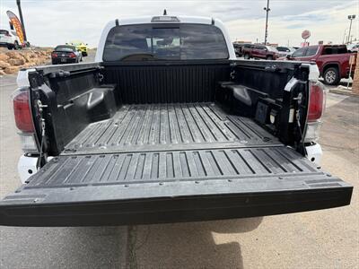 2020 Toyota Tacoma TRD Off-Road   - Photo 5 - Roosevelt, UT 84066
