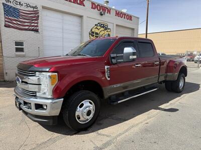2017 Ford F-350 Lariat Truck
