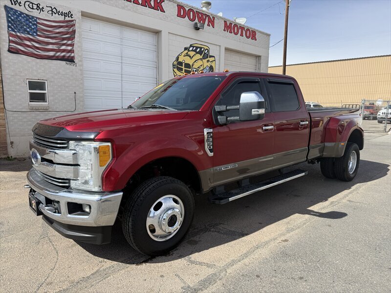 2017 Ford F-350 Lariat  