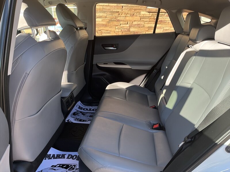 2022 Toyota Venza XLE - Photo 13 - Roosevelt, UT 84066