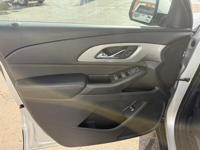 2019 Chevrolet Traverse LT Leather - Photo 6 - Roosevelt, UT 84066