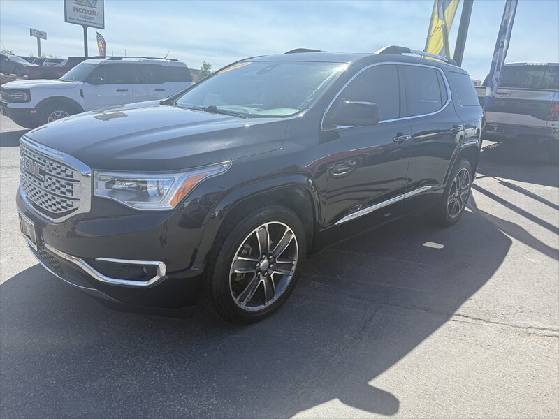 2019 GMC Acadia Denali - Photo 1 - Roosevelt, UT 84066
