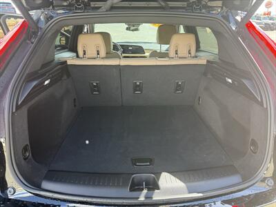 2024 Cadillac XT4 Luxury   - Photo 5 - Roosevelt, UT 84066