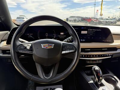 2024 Cadillac XT4 Luxury   - Photo 9 - Roosevelt, UT 84066