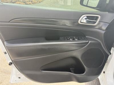 2021 Jeep Grand Cherokee Laredo X   - Photo 5 - Roosevelt, UT 84066