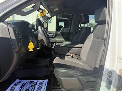 2022 Chevrolet Silverado 3500HD CC Work Truck   - Photo 6 - Roosevelt, UT 84066