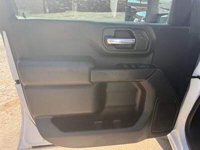 2022 Chevrolet Silverado 3500HD CC Work Truck   - Photo 5 - Roosevelt, UT 84066