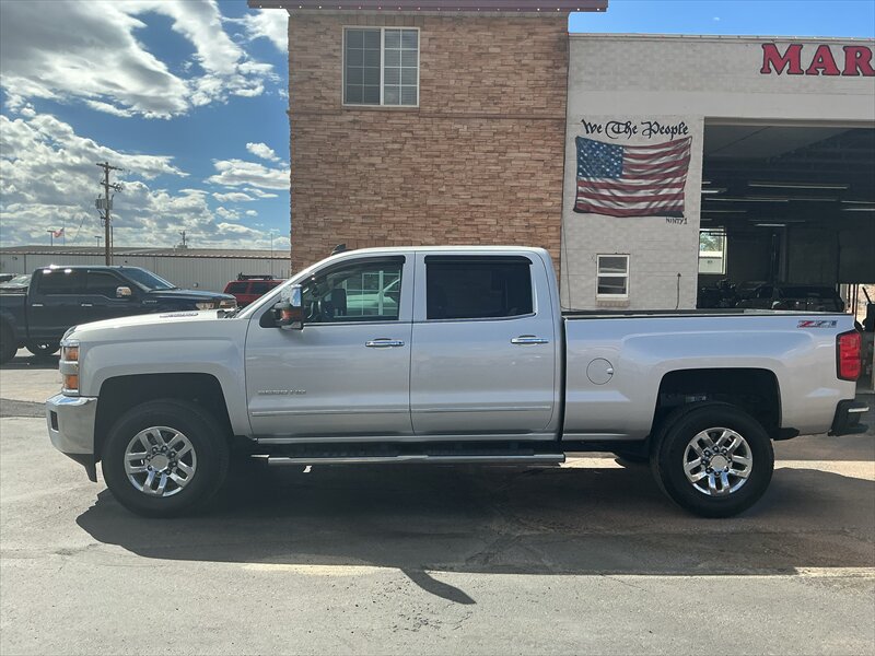 2015 Chevrolet Silverado 3500 LTZ - Photo 3 - Roosevelt, UT 84066
