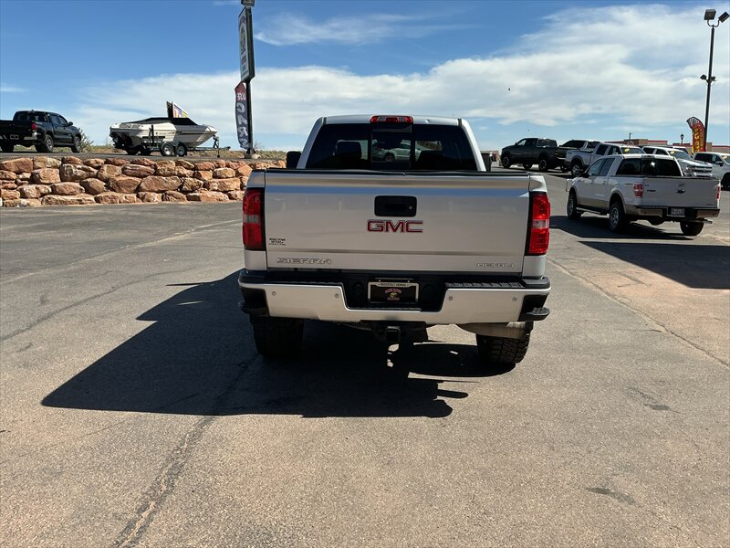 2015 GMC Sierra 2500 Denali - Photo 6 - Roosevelt, UT 84066