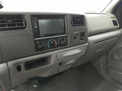 2000 Ford F-350 Super Duty XL 2dr Standard Cab XL   - Photo 9 - Topeka, KS 66609