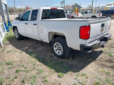 2018 Chevrolet Silverado 1500 Work Truck  Crew cab - Photo 4 - Topeka, KS 66609