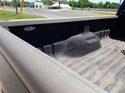 2006 Ford F-350 Super Duty XL XL 4dr Crew Cab   - Photo 4 - Topeka, KS 66609